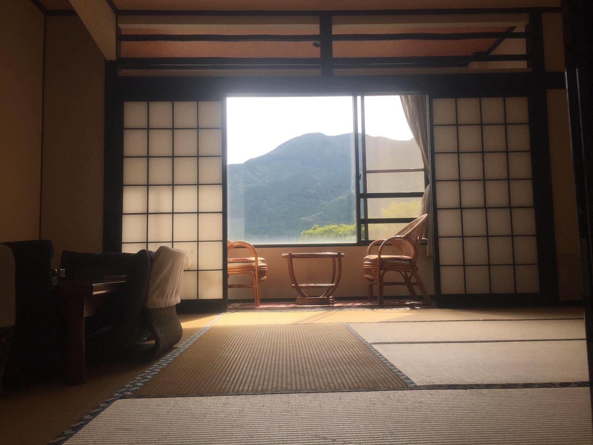 榎屋旅館 由布市 エクステリア 写真